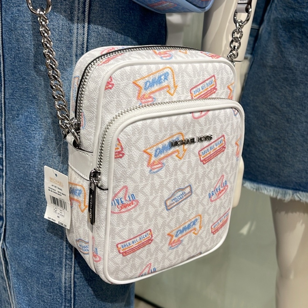 MICHAEL KORS
Jet Set Md Printed Signature Logo Crossbody NS CHAIN XBODY Flight - Picture 14 of 16